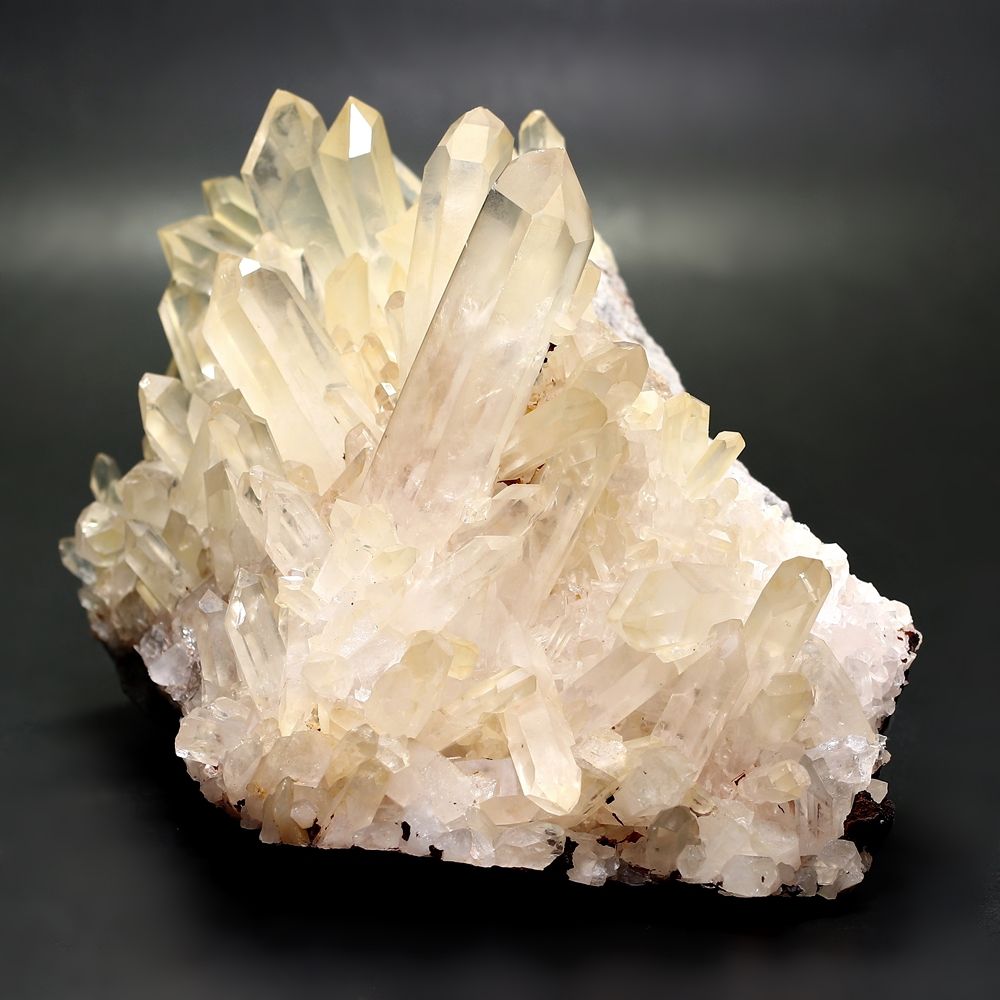 高品質]マダガスカル産水晶クラスター/クリアイエロー（大型原石2.42kg