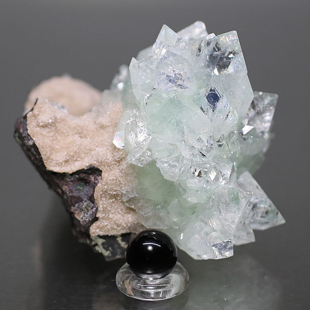 高品質]インド産グリーンアポフィライト結晶原石（フラワークラスター