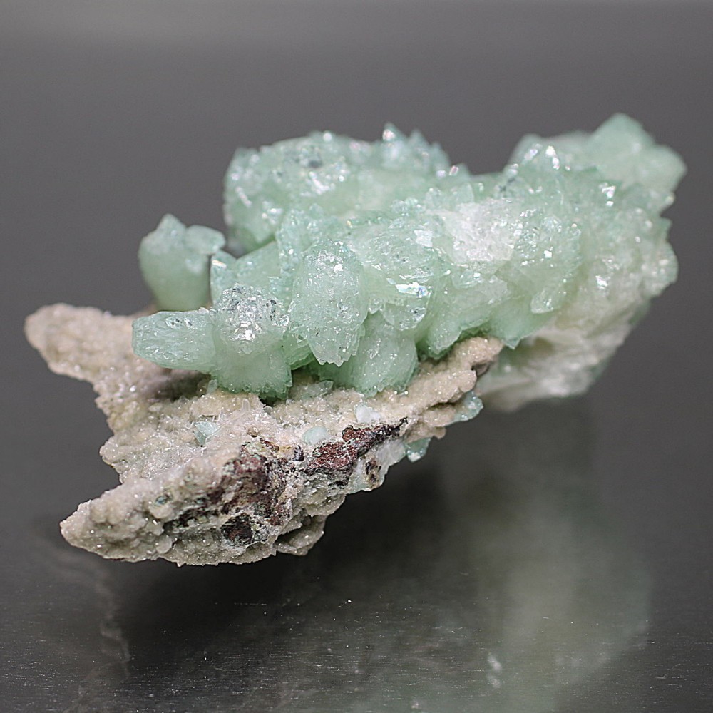 高品質]インド産グリーンアポフィライト結晶原石（フラワークラスター