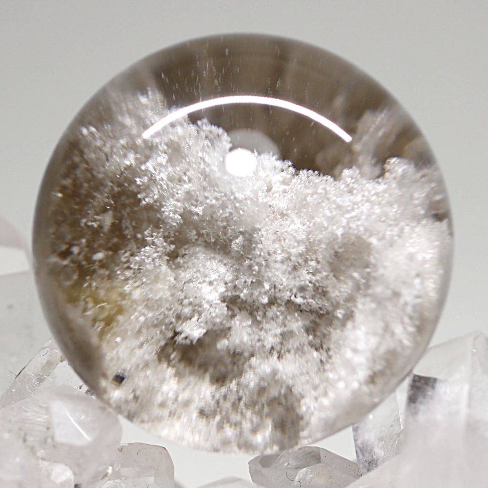 高品質]ガーデンクォーツ丸玉/ガーデン水晶スフィア（直径34.5mm/希少