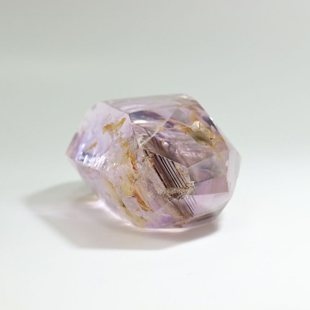 高品質]マダガスカル産アメジストエレスチャル磨き石/水入り