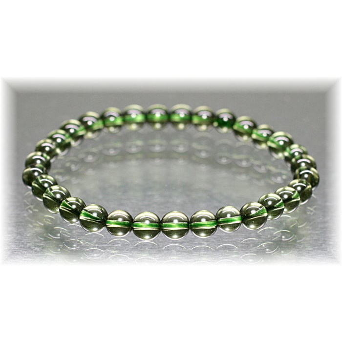 高品質]天然モルダバイトブレスレット（約6mm玉・鑑別書付） - 埼玉県