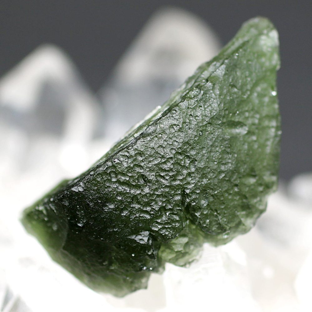 チェコ共和国産]天然モルダバイト原石（希少な大きめサイズ） - 埼玉県