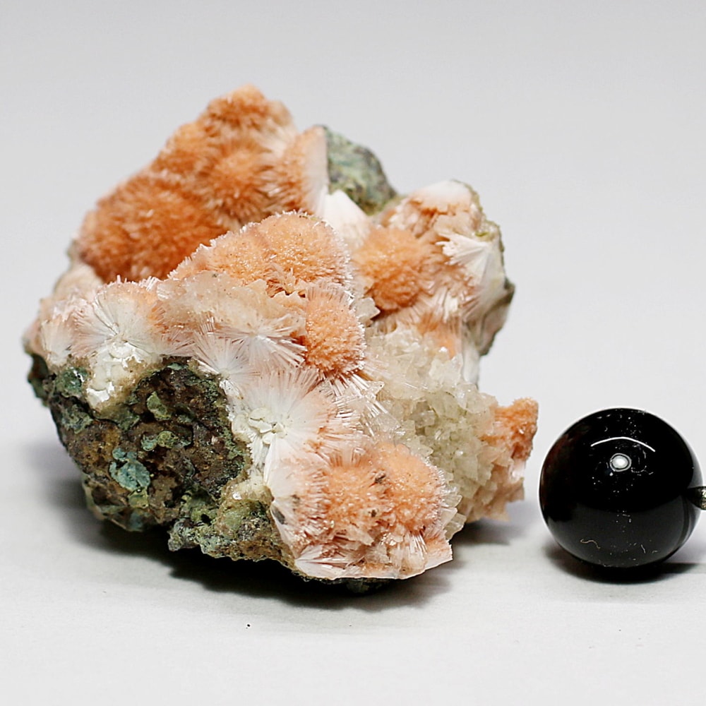 インド産]トムソナイト＆メソライト結晶原石 - 埼玉県吉川市の天然石