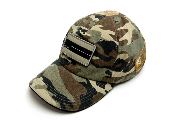 アーマード・コア』「LINE ARK」モチーフのキャップが登場、迷彩柄で