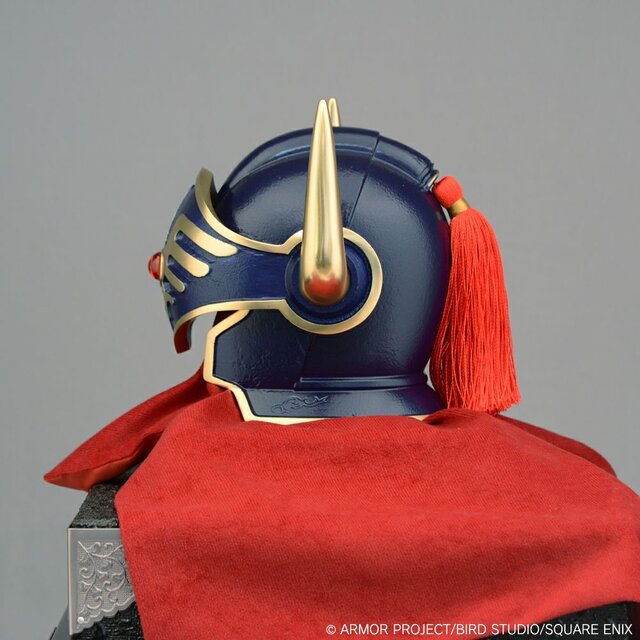 新品未開封 ドラゴンクエスト ロトの兜飾りセット 国内正規品