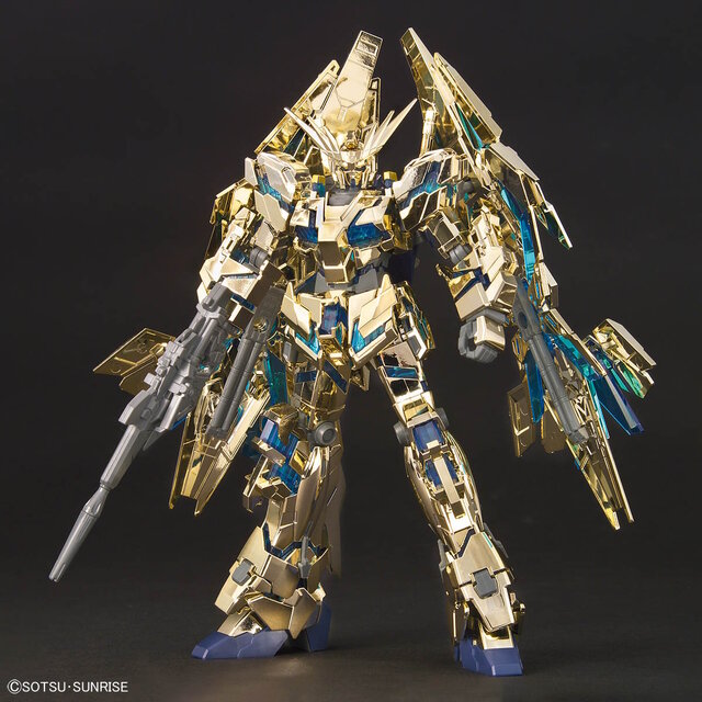 ゴールド/シルバーメッキ仕様が眩しすぎる！ガンプラ「HG フェネクス