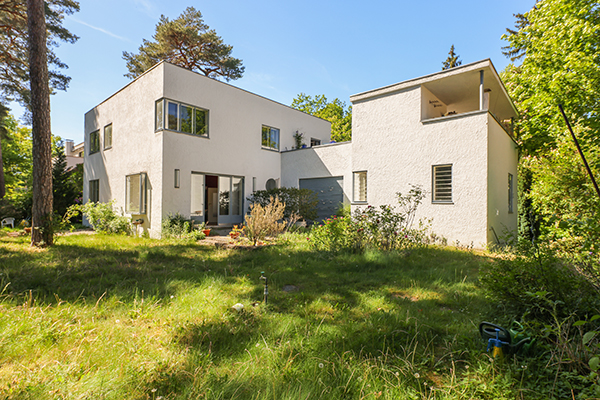 Bauhaus Villa in Berlin For Sale - Iconic Houses