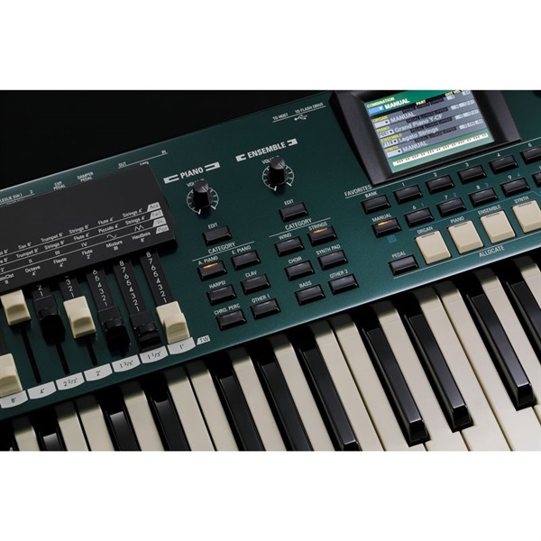 Hammond Sk PRO 61鍵 電子オルガン 最終値引きにします Hammond Sk PRO