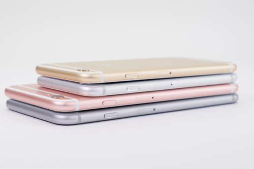 iPhone6 2台、6S 1台、ゴールド シルバー スペースグレー 3色セット