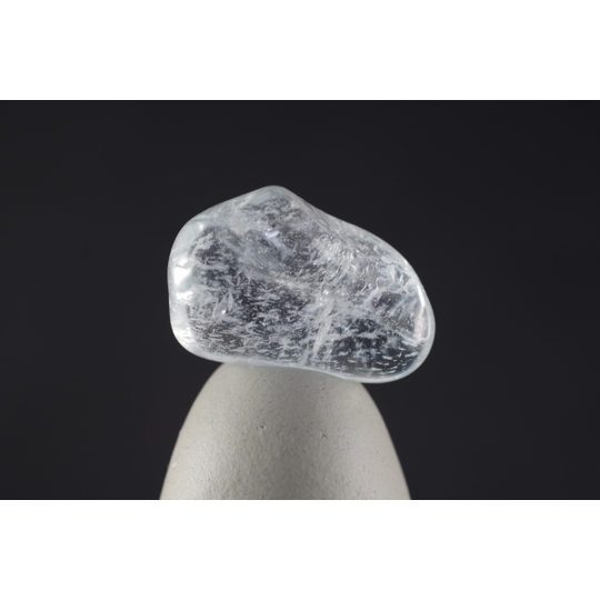 ブルートパーズ 原石 磨き 7．9g 天然石販売 名取貴石 天然石原石