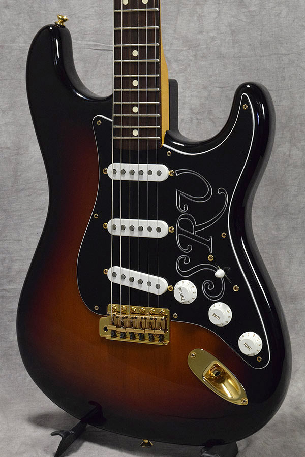 ハードレリック スティーヴィーレイボーン風 カスタムギター Squier