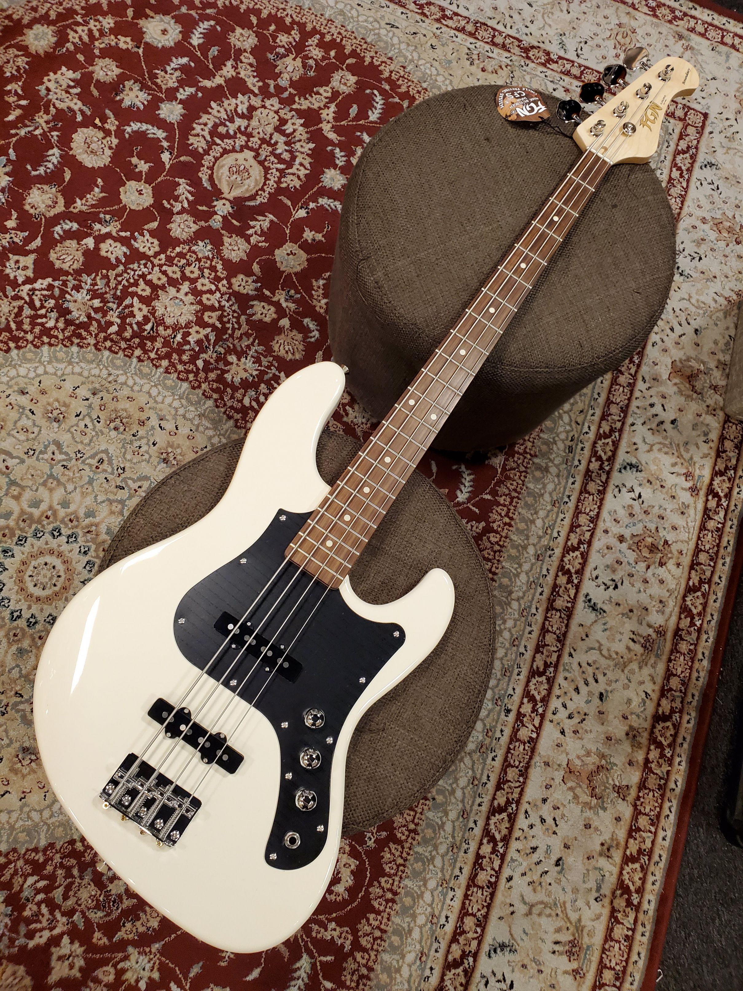 Fujigen(FGN)ベースが入荷致しました！ | イシバシ楽器スタッフブログ