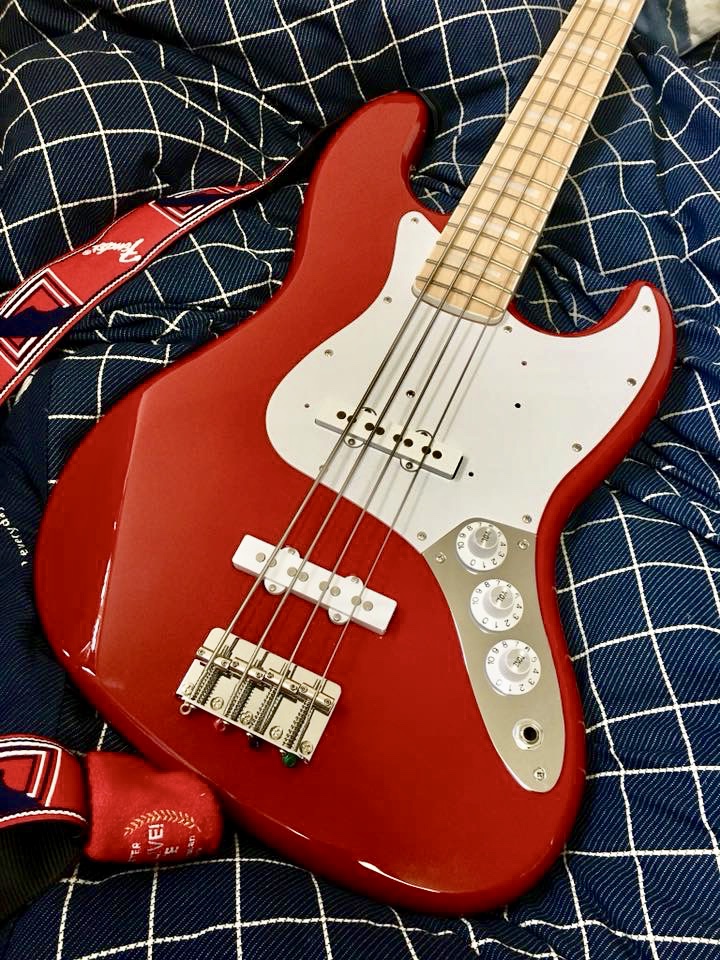 ジャズベース・ピックガード交換のススメ！ | イシバシ楽器スタッフ