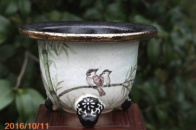 UO02-11 盆栽美術 京楽焼 色絵鷹文植木鉢 錦鉢 盆栽鉢 蘭鉢 【