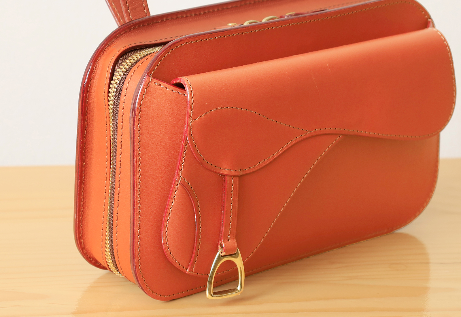 ☆KO1446□itagaki いたがき ベルトポーチ 本革 キャメル いたがき