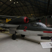 ナチス・ドイツが開発したジェット戦闘機…：ナチス・ドイツの秘密兵器