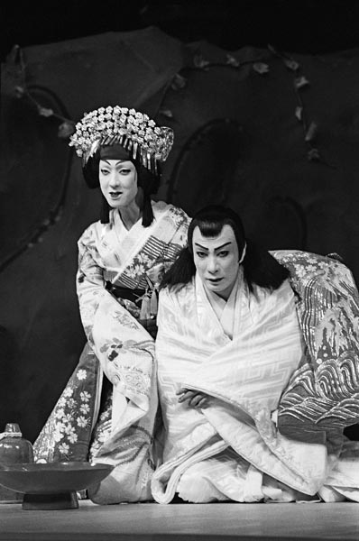 米国公演の「鳴神」で、鳴神上人を演じ…：歌舞伎俳優 市川団十郎さん