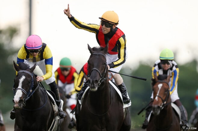 クロワデュノール メイクデビュー（新馬戦） 現地的中単勝馬券