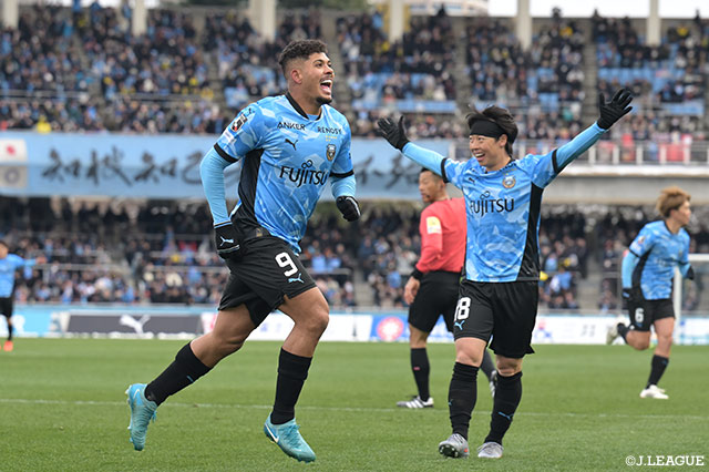 公式】春畑 道哉さんの直筆サイン入りJリーグ25周年記念アルバムを