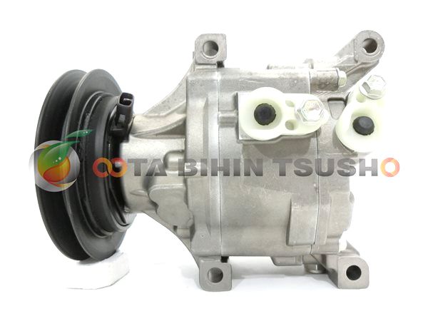 クボタ ﾄﾗｸﾀｰ/ｺﾝﾊﾞｲﾝ用 コンプレッサークラッチ付/447190-9970/---電装