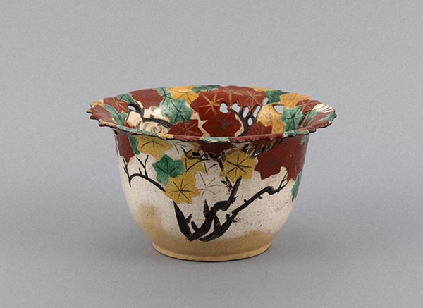 青花花唐草紋碗 中国古玩 徳化窯 新渡 中国美術 明末 菓子器 Rs164 青