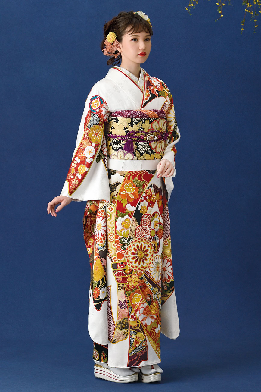 美品 新古典柄 金彩 金駒刺繍 流水 逸品 振袖 フルセット 振り袖