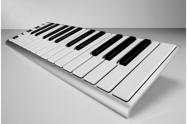 ESI/Bluetooth対応MIDIキーボード/Xkey Air 37 ☆tunecoreチケット付属！