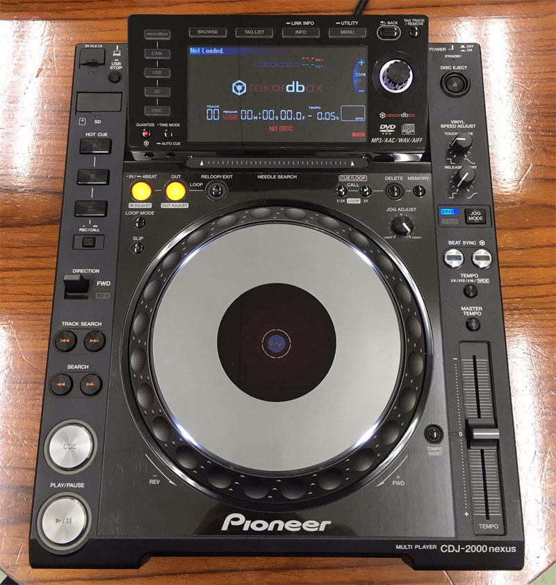 Pioneer CDJ-2000 nexus ジョグダイヤル液晶に使用感あり Pioneer CDJ