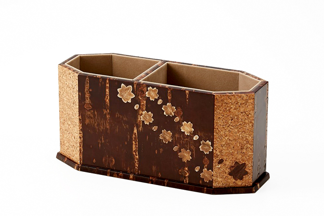 B-1 【美品】伝統工芸 樺細工（桜皮細工） 飾り棚 / サイドテーブル B