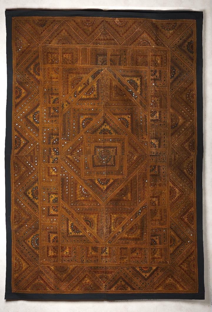 インド ミラーワーク刺繍アップリケタペストリー - アジアの布専門店