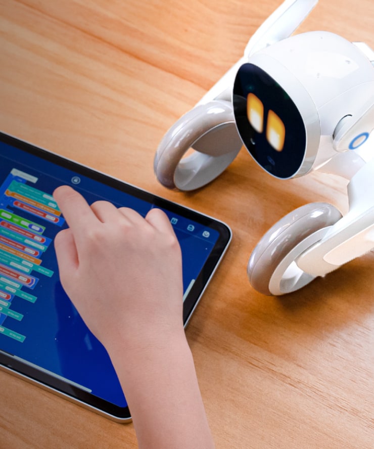 Loona ルーナ ペットロボット 充電ステーション付き Amazon.com: Loona