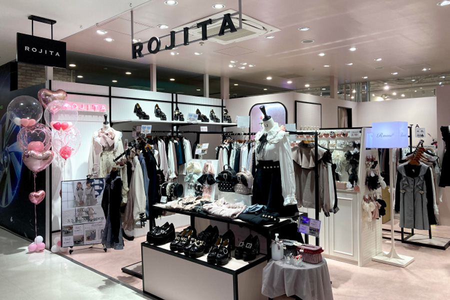 激レア☆ラフォーレ原宿限定【KAWS x LAFORET 】グッズ4点セット