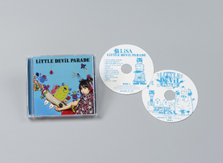 LiSA ニューアルバム『LiTTLE DEViL PARADE』の商品見本とLiSA×リトル