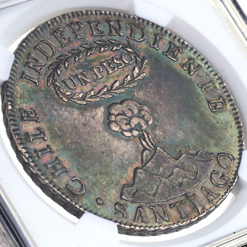 チリ 1822年FI サンティアゴ 1ペソ 希少 大型 銀貨 活火山 美麗