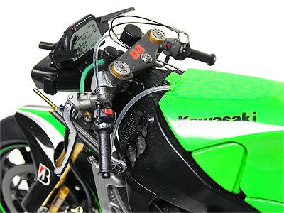 カワサキNinja ZX-RR06製作記