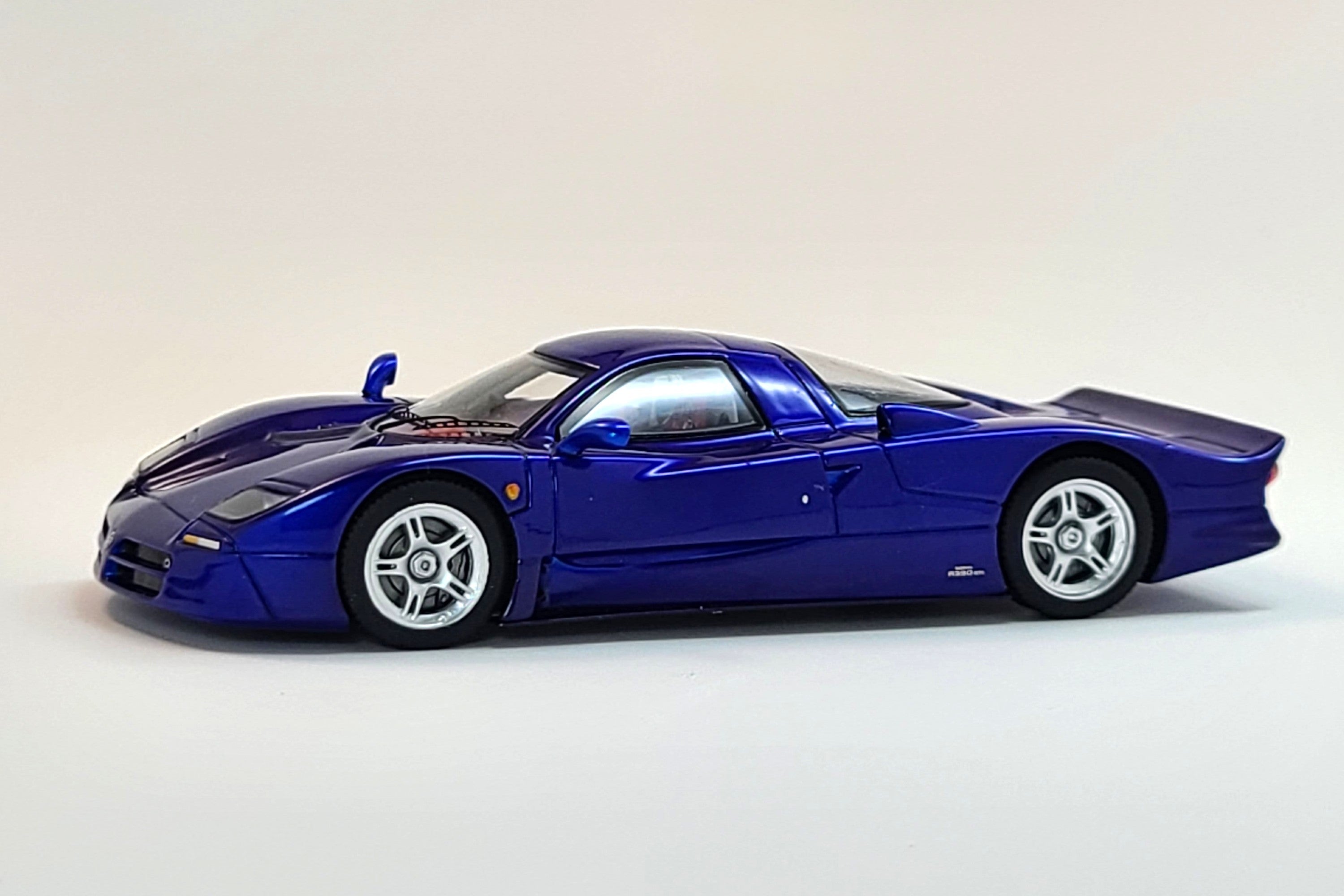 NISSAN R390 GT1 プラモデル ラジコン 1/24 NISSAN R390 GT1 | TAMIYA