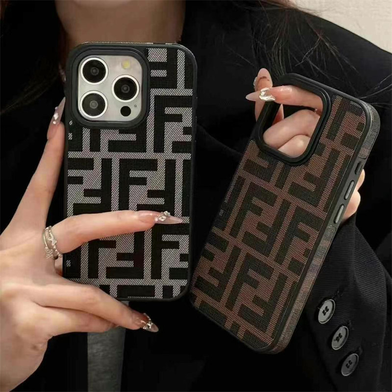 フェンディ コピー iphoneケース17 海外 セレブ メンズ iphone16pro/15