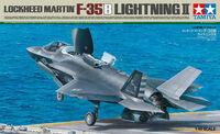 GREEN KNIGHTS 記念 F-35B LIGHTNING II F-35B Lightning II VMFA-121