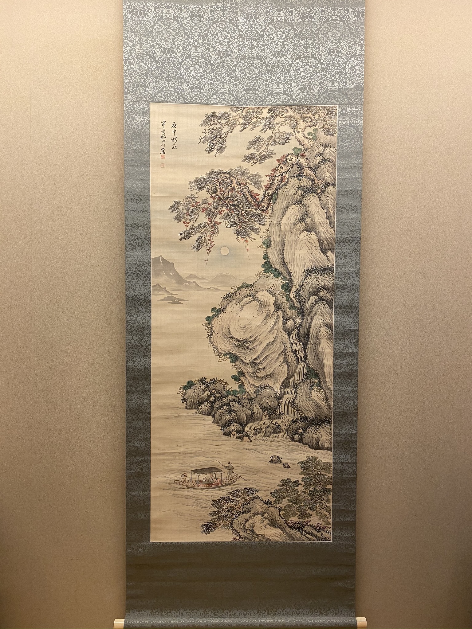 掛け軸3本 ①朝田青景作 赤富士図②福田素仙作聖観音③中島清堂作「舞