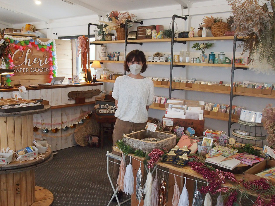 東町に世界中のCUTEな紙モノ雑貨が集まるお店「Cheri」の実店舗OPEN