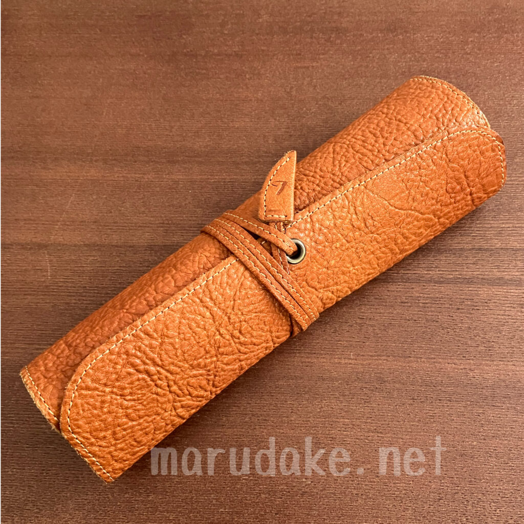 土屋鞄のロールペンケースを11年使用した感想 オイルヌメ革の経年変化