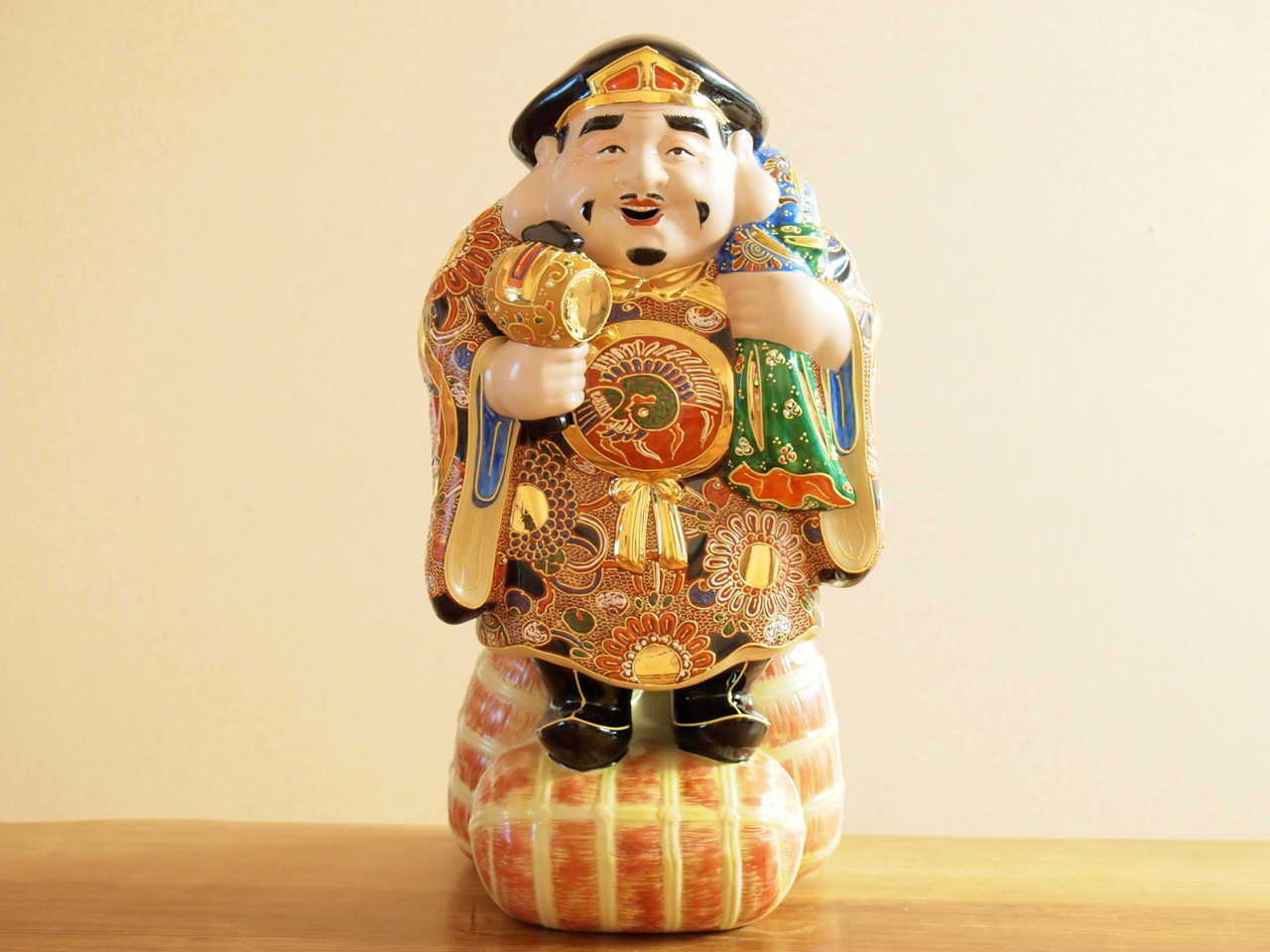 七福神像 陶器製 九谷焼 裏刺繍付き 七福神像 陶器製 九谷焼 裏刺繍