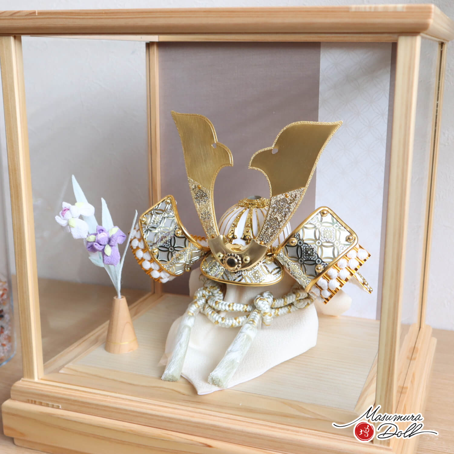 五月人形 ケース飾り 兜 【選べる2種類】彫金七宝兜 ゴールド&シルバー