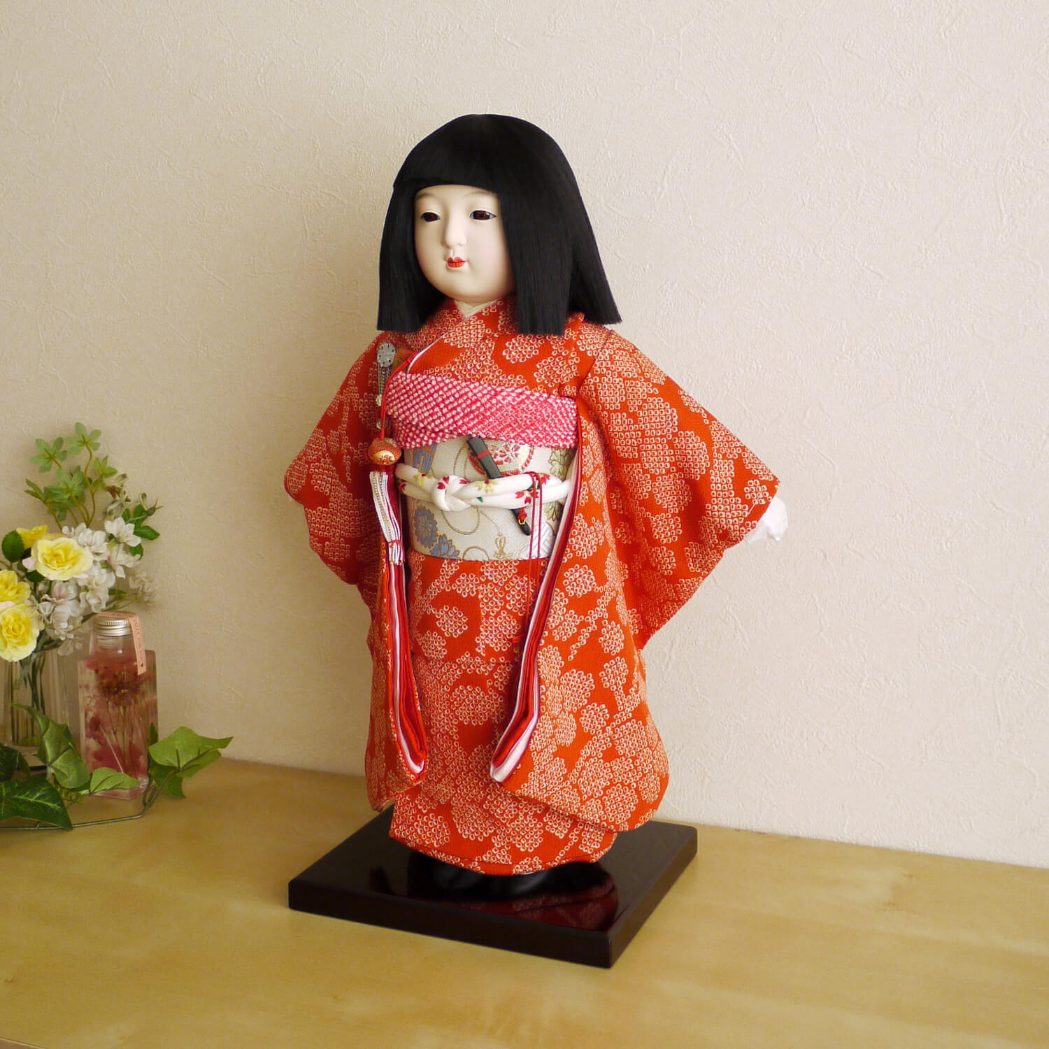 元賀章介作 12号(尺二)別染 疋田梅木 赤色 台 市松人形 女の子