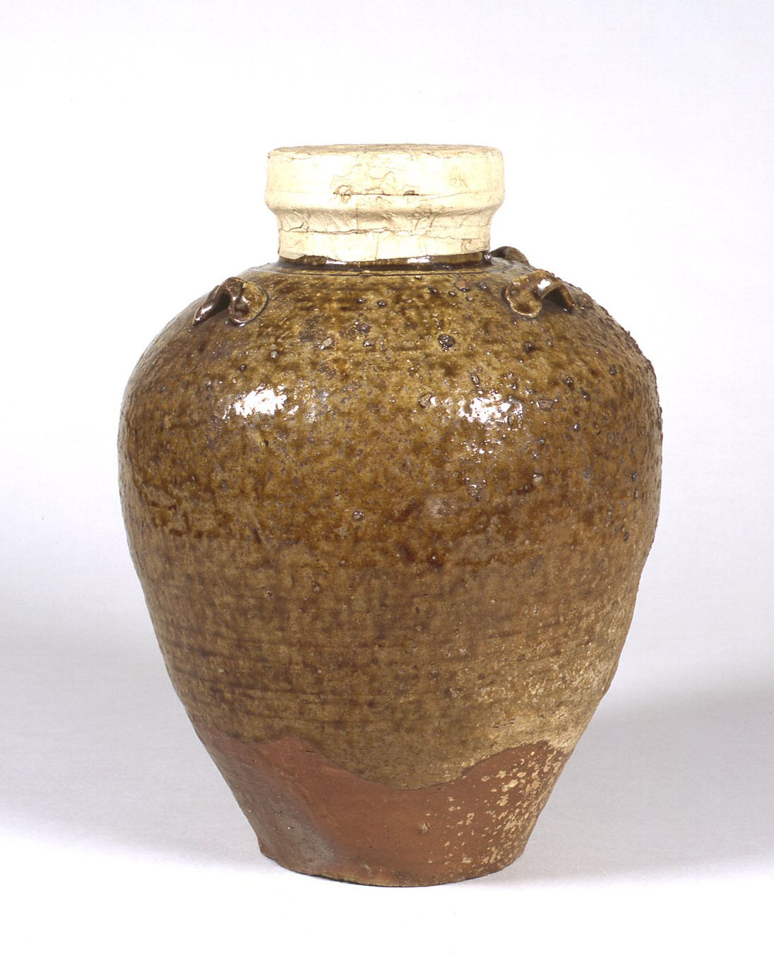 灰釉四耳壺 – 兵庫陶芸美術館 収蔵品データベース