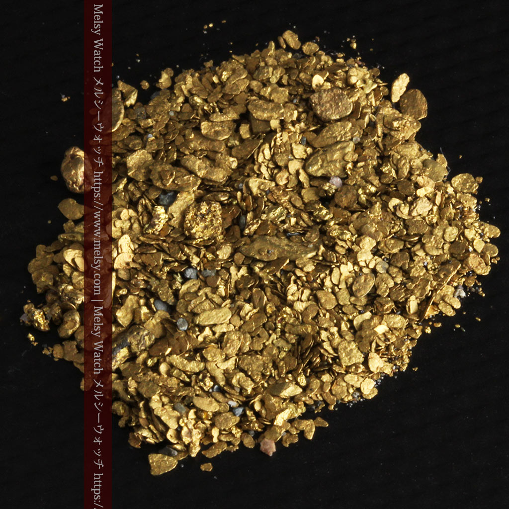 5.1gの小さな砂金と薄片の自然金