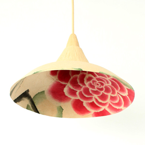 村松さちえさん ピンク 花びら ペンダントライト 村松さちえさん