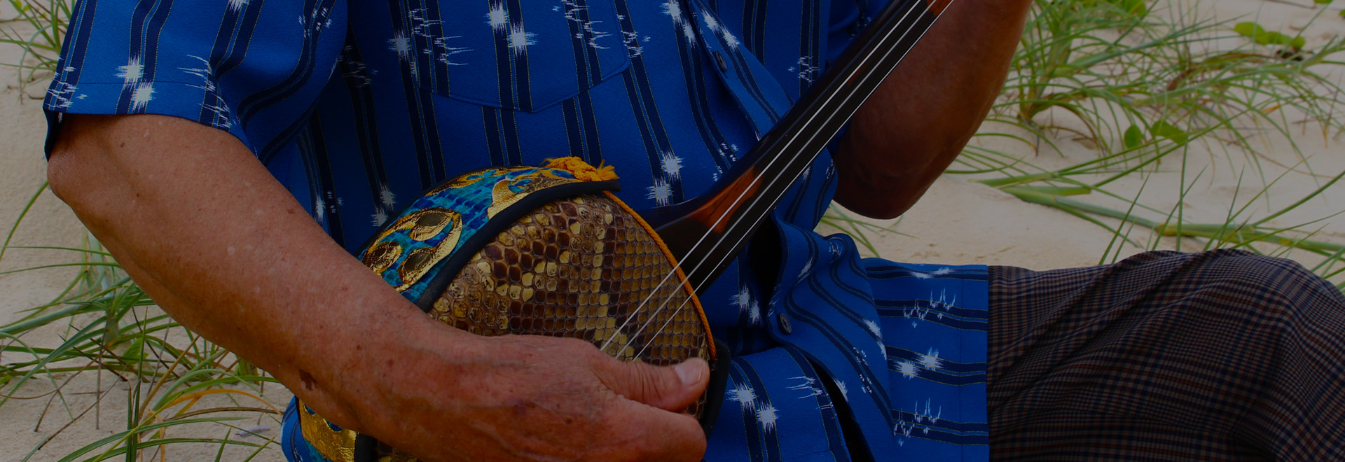 三線・木工の老舗｜製作販売【三線と木工の老舗 宮古木工芸】