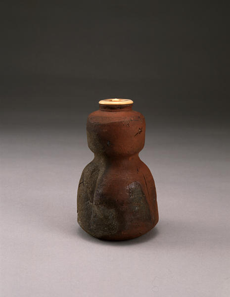 備前瓢型大茶入 幕末～明治 骨董品 備前焼 備前瓢形茶入 - MIHO MUSEUM